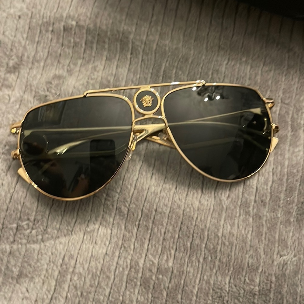 Versace‎ sunglasses